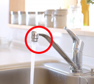 キッチンの蛇口の水漏れを自分で解決する方法