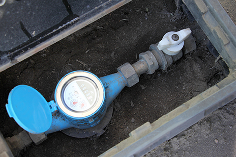 メーターが早く回っている