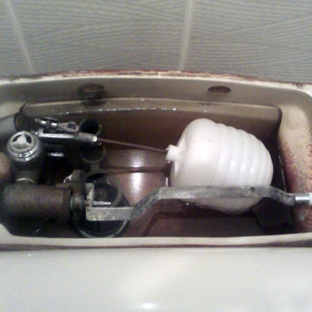 トイレタンク構造