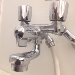 2バルブ混合シャワー水栓